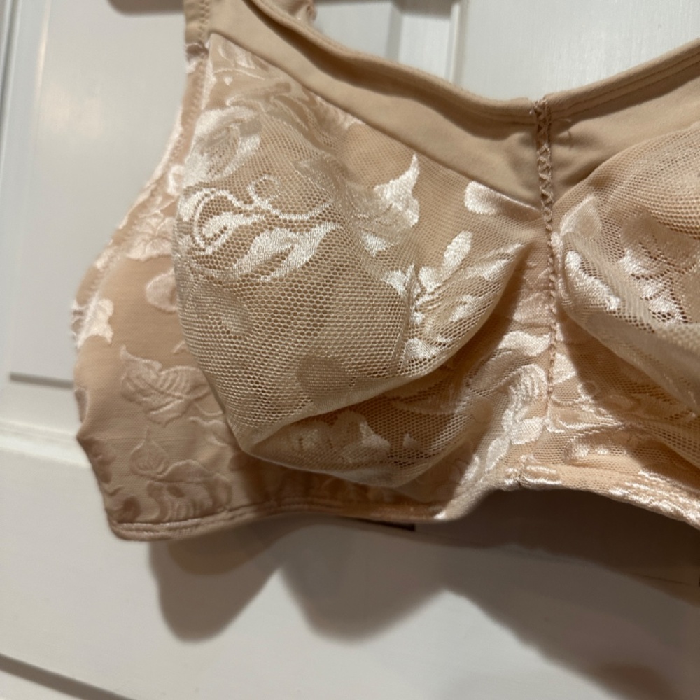 Wacoal 42D Awareness Full Figure Seamless WireFree Bra 85276 Sand Beige New - Picture 3 of 7